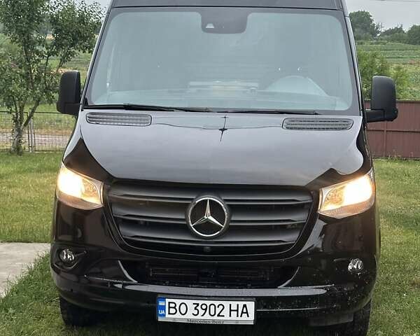 Черный Мерседес Sprinter, объемом двигателя 2.99 л и пробегом 116 тыс. км за 51966 $, фото 37 на Automoto.ua