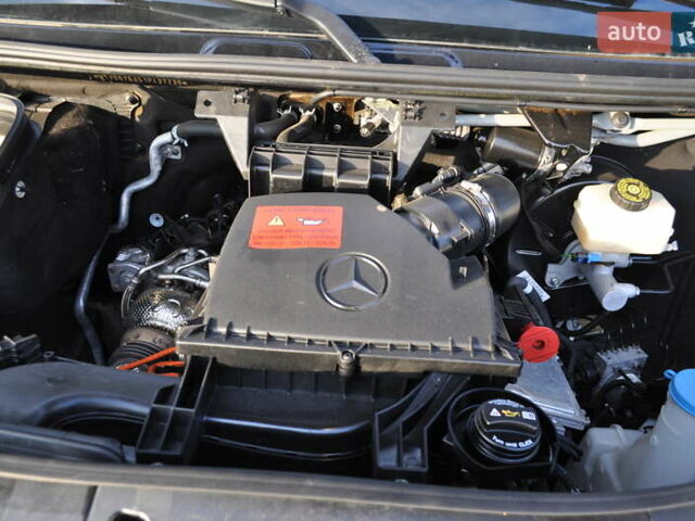 Чорний Мерседес Sprinter, об'ємом двигуна 2 л та пробігом 281 тис. км за 35000 $, фото 60 на Automoto.ua