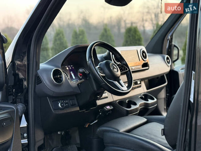 Черный Мерседес Sprinter, объемом двигателя 2.99 л и пробегом 78 тыс. км за 55000 $, фото 52 на Automoto.ua