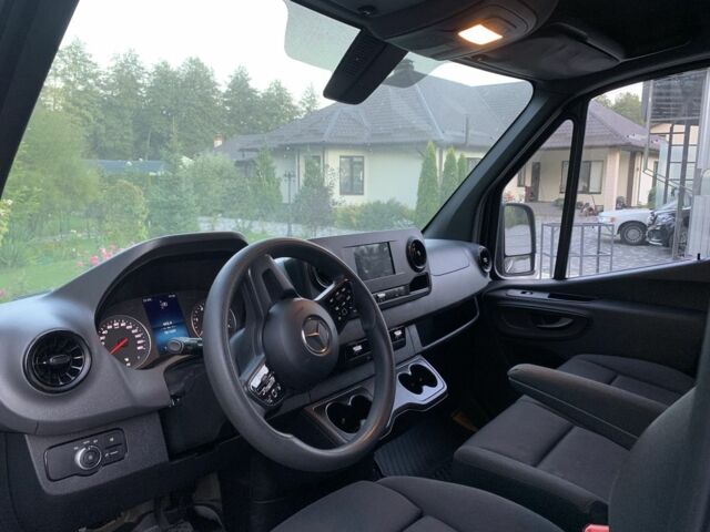 Черный Мерседес Sprinter, объемом двигателя 2 л и пробегом 282 тыс. км за 34200 $, фото 6 на Automoto.ua
