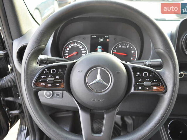 Чорний Мерседес Sprinter, об'ємом двигуна 2 л та пробігом 281 тис. км за 35000 $, фото 55 на Automoto.ua