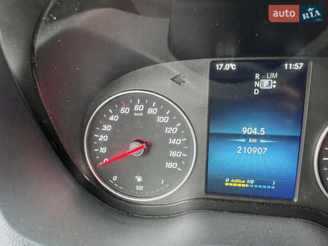 Чорний Мерседес Sprinter, об'ємом двигуна 2 л та пробігом 210 тис. км за 35800 $, фото 82 на Automoto.ua