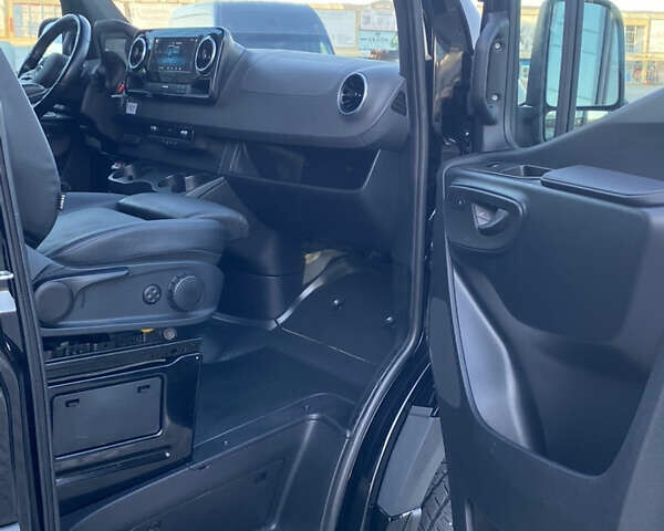 Черный Мерседес Sprinter, объемом двигателя 2.99 л и пробегом 78 тыс. км за 55000 $, фото 47 на Automoto.ua