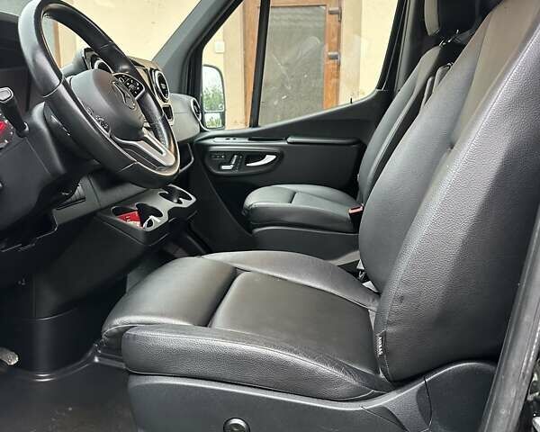 Черный Мерседес Sprinter, объемом двигателя 2.99 л и пробегом 116 тыс. км за 51966 $, фото 15 на Automoto.ua
