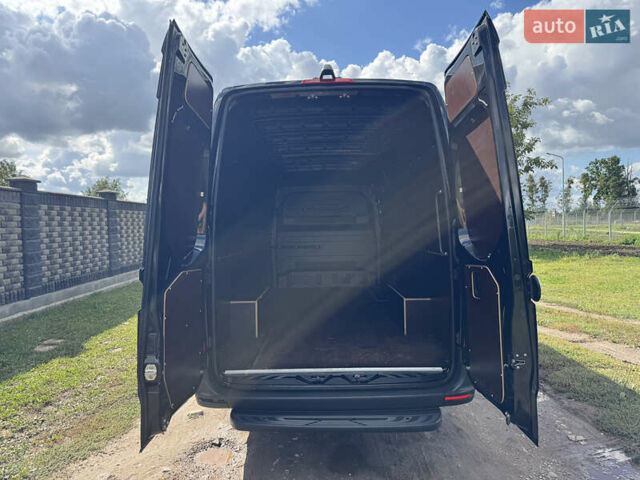 Чорний Мерседес Sprinter, об'ємом двигуна 2 л та пробігом 268 тис. км за 33900 $, фото 25 на Automoto.ua