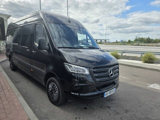 Черный Мерседес Sprinter, объемом двигателя 2 л и пробегом 282 тыс. км за 34200 $, фото 1 на Automoto.ua