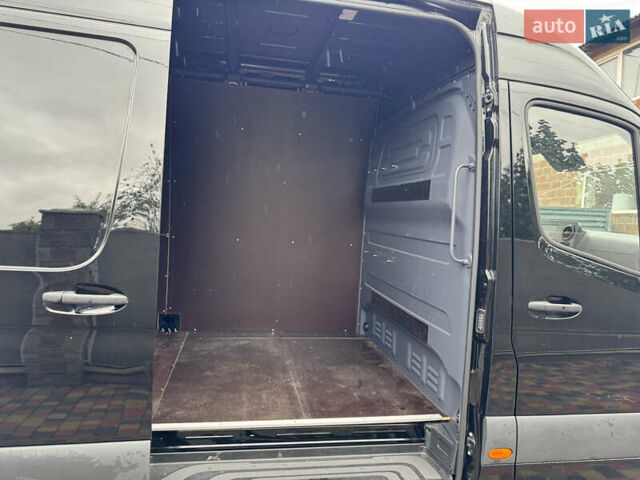 Чорний Мерседес Sprinter, об'ємом двигуна 2 л та пробігом 210 тис. км за 35800 $, фото 56 на Automoto.ua