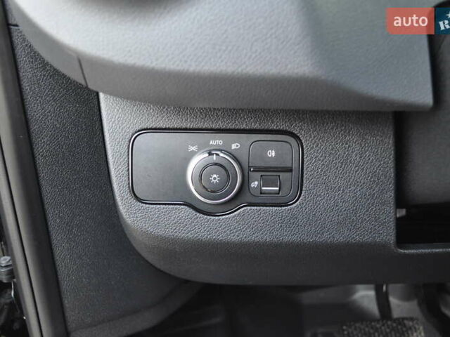 Чорний Мерседес Sprinter, об'ємом двигуна 2 л та пробігом 281 тис. км за 35000 $, фото 48 на Automoto.ua