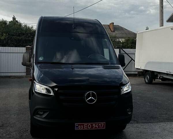 Черный Мерседес Sprinter, объемом двигателя 1.95 л и пробегом 240 тыс. км за 34000 $, фото 9 на Automoto.ua