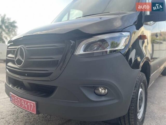 Черный Мерседес Sprinter, объемом двигателя 1.95 л и пробегом 240 тыс. км за 34000 $, фото 7 на Automoto.ua