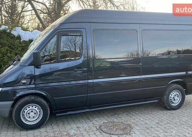 Черный Мерседес Sprinter, объемом двигателя 2.2 л и пробегом 360 тыс. км за 13999 $, фото 17 на Automoto.ua