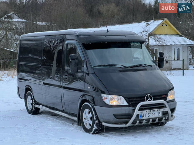 Черный Мерседес Sprinter, объемом двигателя 2.7 л и пробегом 453 тыс. км за 8700 $, фото 5 на Automoto.ua