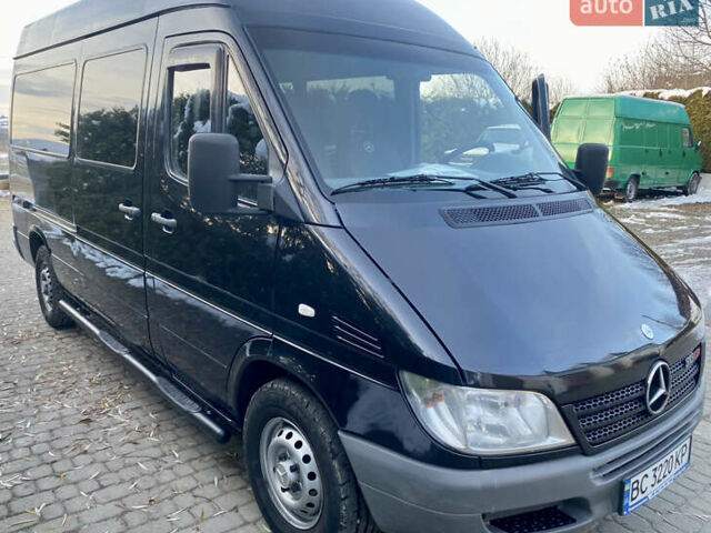 Черный Мерседес Sprinter, объемом двигателя 2.2 л и пробегом 360 тыс. км за 13999 $, фото 2 на Automoto.ua