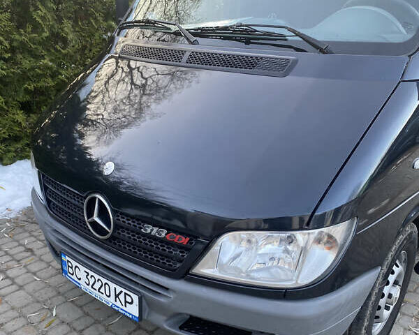 Черный Мерседес Sprinter, объемом двигателя 2.2 л и пробегом 360 тыс. км за 13999 $, фото 6 на Automoto.ua