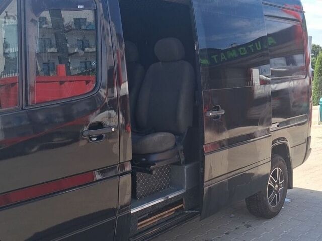 Черный Мерседес Sprinter, объемом двигателя 2.2 л и пробегом 510 тыс. км за 8500 $, фото 13 на Automoto.ua