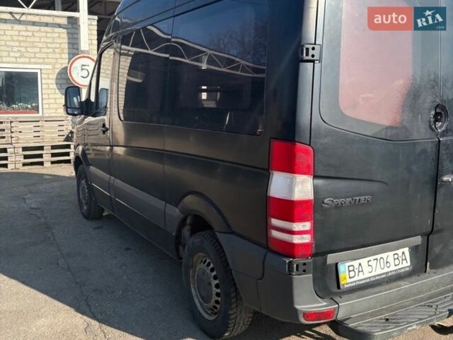Чорний Мерседес Sprinter, об'ємом двигуна 2.15 л та пробігом 404 тис. км за 7000 $, фото 4 на Automoto.ua