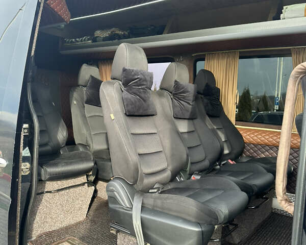Черный Мерседес Sprinter, объемом двигателя 2.99 л и пробегом 675 тыс. км за 16800 $, фото 13 на Automoto.ua