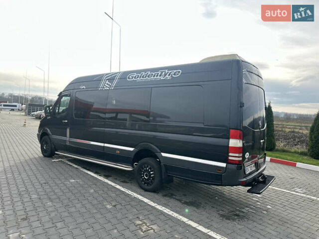 Черный Мерседес Sprinter, объемом двигателя 2.99 л и пробегом 675 тыс. км за 16800 $, фото 2 на Automoto.ua
