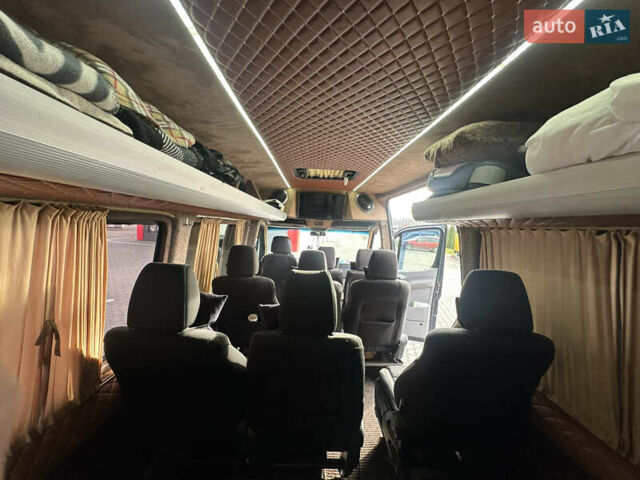 Черный Мерседес Sprinter, объемом двигателя 2.99 л и пробегом 675 тыс. км за 16800 $, фото 15 на Automoto.ua