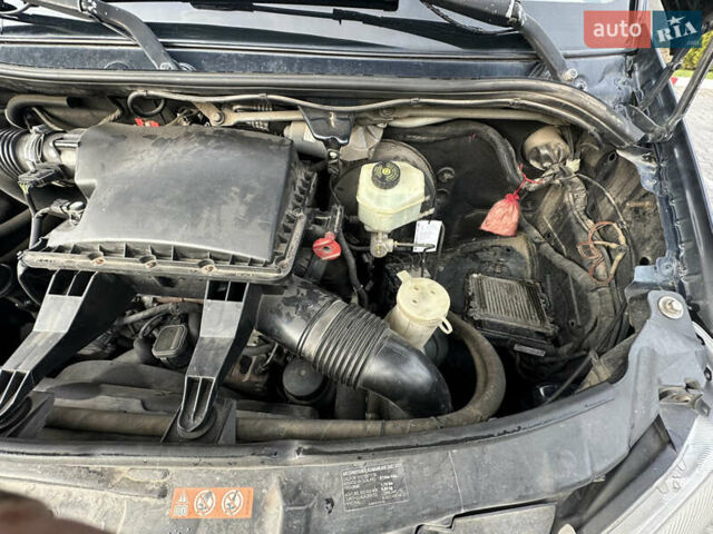 Черный Мерседес Sprinter, объемом двигателя 2.99 л и пробегом 675 тыс. км за 16800 $, фото 23 на Automoto.ua