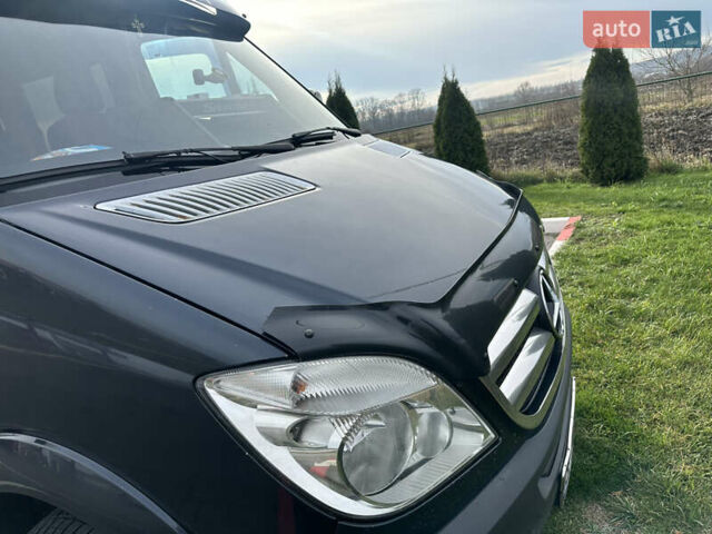 Черный Мерседес Sprinter, объемом двигателя 2.99 л и пробегом 675 тыс. км за 16800 $, фото 17 на Automoto.ua