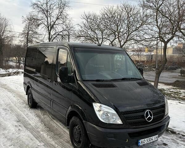 Черный Мерседес Sprinter, объемом двигателя 2.14 л и пробегом 481 тыс. км за 13000 $, фото 1 на Automoto.ua