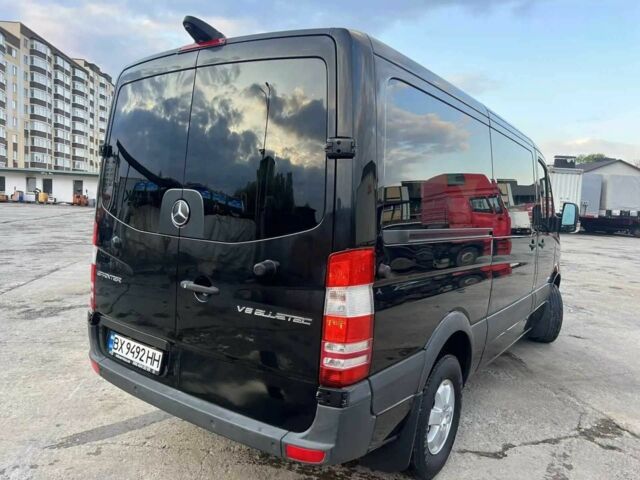 Черный Мерседес Sprinter, объемом двигателя 3 л и пробегом 228 тыс. км за 39900 $, фото 2 на Automoto.ua