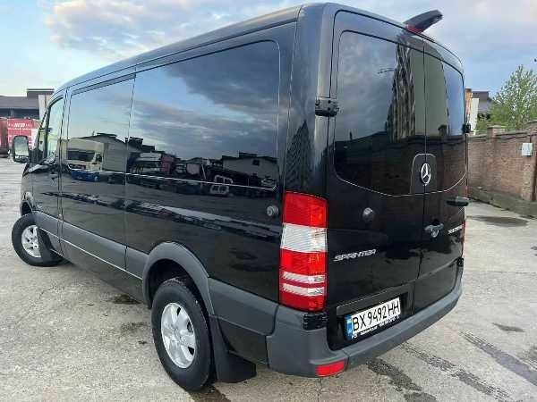 Черный Мерседес Sprinter, объемом двигателя 3 л и пробегом 228 тыс. км за 39900 $, фото 3 на Automoto.ua