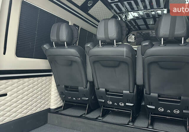 Чорний Мерседес Sprinter, об'ємом двигуна 2.99 л та пробігом 120 тис. км за 76337 $, фото 11 на Automoto.ua