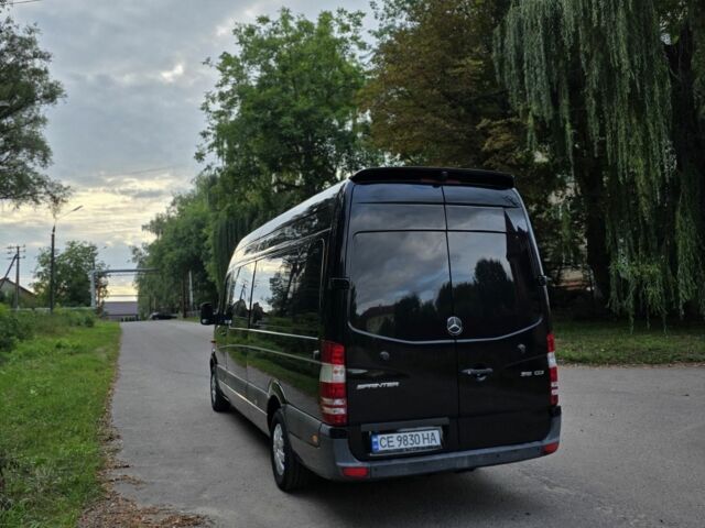 Чорний Мерседес Sprinter, об'ємом двигуна 2.1 л та пробігом 328 тис. км за 27528 $, фото 1 на Automoto.ua