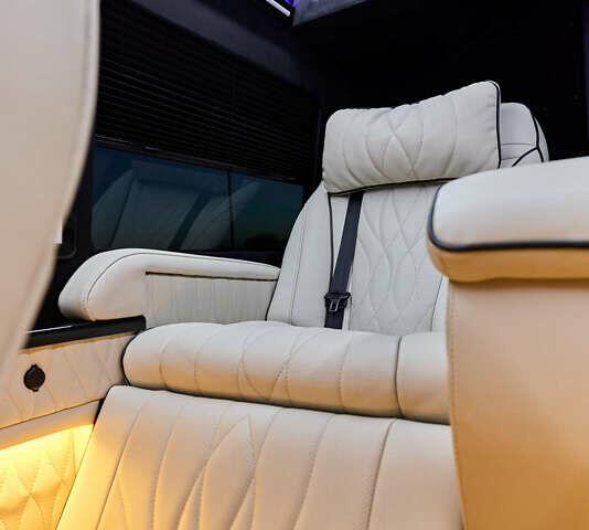 Чорний Мерседес Sprinter, об'ємом двигуна 2.14 л та пробігом 522 тис. км за 56000 $, фото 38 на Automoto.ua