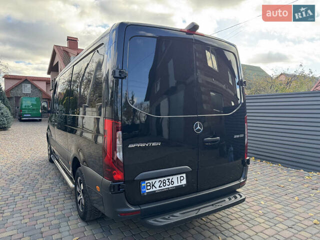 Чорний Мерседес Sprinter, об'ємом двигуна 2.2 л та пробігом 205 тис. км за 40990 $, фото 23 на Automoto.ua