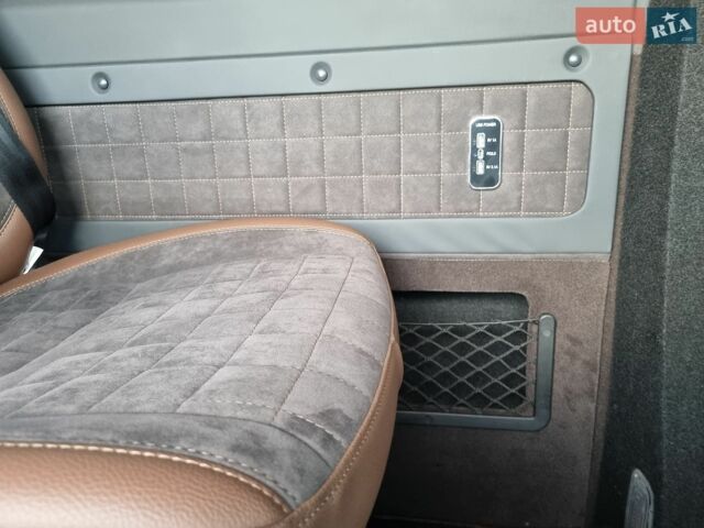 Чорний Мерседес Sprinter, об'ємом двигуна 2.99 л та пробігом 238 тис. км за 60540 $, фото 30 на Automoto.ua