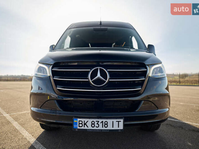 Черный Мерседес Sprinter, объемом двигателя 2.14 л и пробегом 432 тыс. км за 57800 $, фото 73 на Automoto.ua