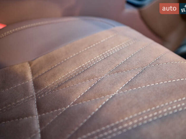 Черный Мерседес Sprinter, объемом двигателя 2.14 л и пробегом 432 тыс. км за 57800 $, фото 75 на Automoto.ua