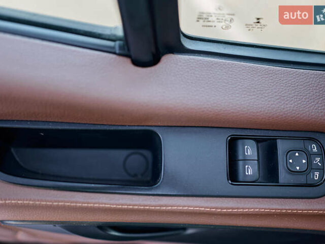 Черный Мерседес Sprinter, объемом двигателя 2.14 л и пробегом 432 тыс. км за 57800 $, фото 54 на Automoto.ua