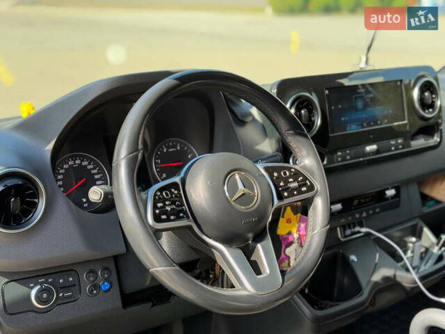 Чорний Мерседес Sprinter, об'ємом двигуна 2.99 л та пробігом 184 тис. км за 51000 $, фото 21 на Automoto.ua