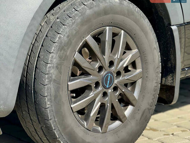 Чорний Мерседес Sprinter, об'ємом двигуна 2.99 л та пробігом 184 тис. км за 51000 $, фото 5 на Automoto.ua