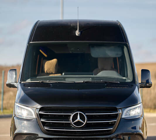Черный Мерседес Sprinter, объемом двигателя 2.14 л и пробегом 432 тыс. км за 57800 $, фото 11 на Automoto.ua