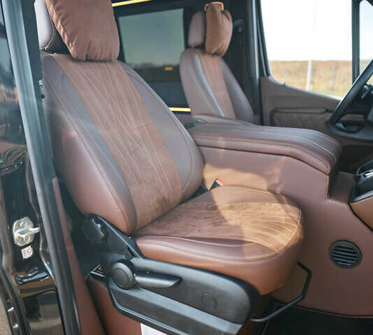 Черный Мерседес Sprinter, объемом двигателя 2.14 л и пробегом 432 тыс. км за 57800 $, фото 67 на Automoto.ua