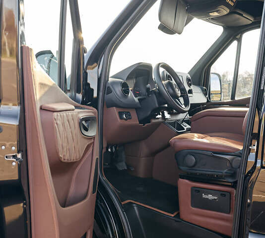 Черный Мерседес Sprinter, объемом двигателя 2.14 л и пробегом 432 тыс. км за 57800 $, фото 40 на Automoto.ua