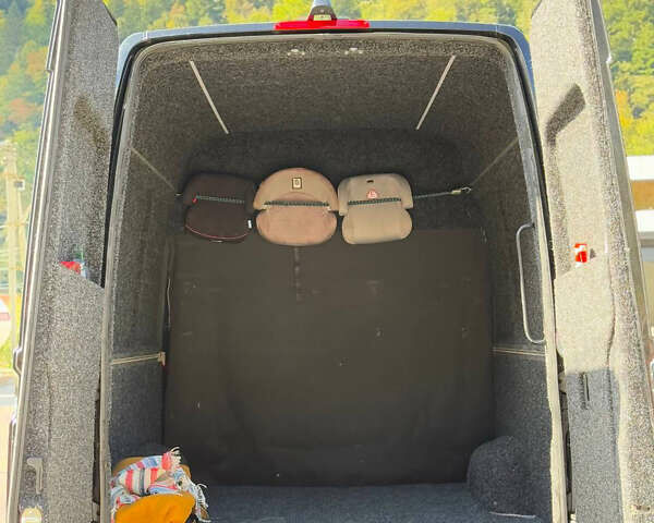 Чорний Мерседес Sprinter, об'ємом двигуна 2.99 л та пробігом 184 тис. км за 51000 $, фото 16 на Automoto.ua