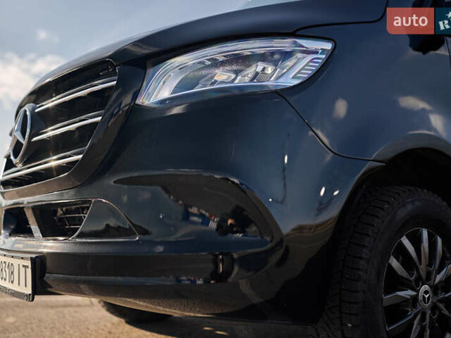 Черный Мерседес Sprinter, объемом двигателя 2.14 л и пробегом 432 тыс. км за 57800 $, фото 13 на Automoto.ua