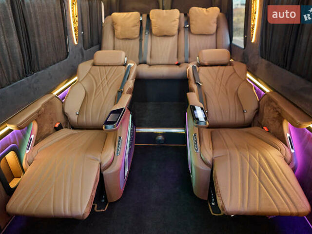 Черный Мерседес Sprinter, объемом двигателя 2.14 л и пробегом 432 тыс. км за 57800 $, фото 43 на Automoto.ua