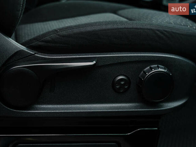 Чорний Мерседес Sprinter, об'ємом двигуна 1.95 л та пробігом 358 тис. км за 55000 $, фото 65 на Automoto.ua