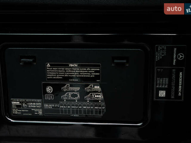 Чорний Мерседес Sprinter, об'ємом двигуна 1.95 л та пробігом 358 тис. км за 55000 $, фото 69 на Automoto.ua