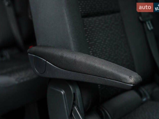 Чорний Мерседес Sprinter, об'ємом двигуна 1.95 л та пробігом 358 тис. км за 50000 $, фото 27 на Automoto.ua