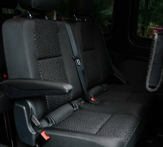 Чорний Мерседес Sprinter, об'ємом двигуна 1.95 л та пробігом 358 тис. км за 55000 $, фото 31 на Automoto.ua