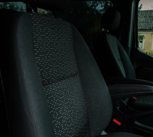 Чорний Мерседес Sprinter, об'ємом двигуна 1.95 л та пробігом 358 тис. км за 55000 $, фото 67 на Automoto.ua