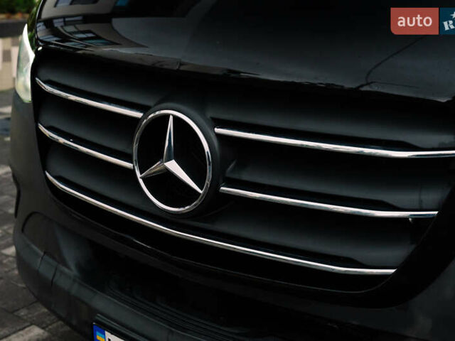 Чорний Мерседес Sprinter, об'ємом двигуна 1.95 л та пробігом 358 тис. км за 50000 $, фото 11 на Automoto.ua